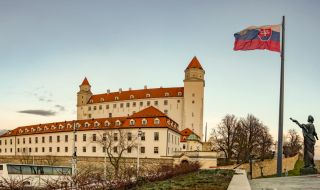 Словакия има ново служебно правителство 