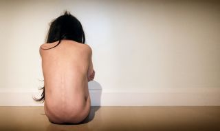 Педофил изнасили ученичка в първата си брачна нощ