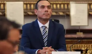 Вот на недоверие: Парламентът на Перу отстрани президента Хосе Хери