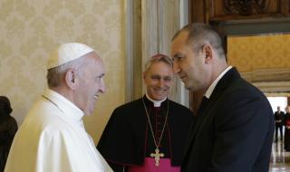 Радев: Папа Франциск ни отдаде признание