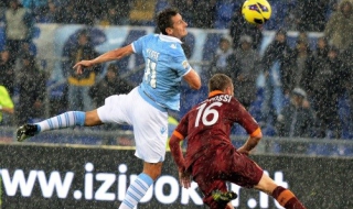 Лацио спечели битката за Рим с 3:2