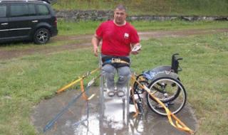 Мащабна кампания в Борино събира пари за параолимпиеца Мустафа