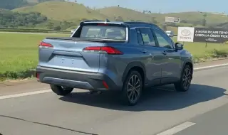 Toyota Corolla става пикап