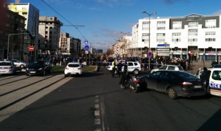 Нова заложническа драма край Париж завърши благополучно (обновена)