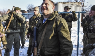 Противоречиви сведения за боевете на летището в Донецк