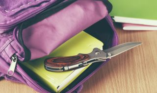 Ученик нападна с нож преподавател в Русия