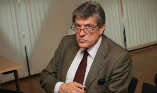 Антоний Гълъбов: Амбициите на Румен Радев са прекалено големи