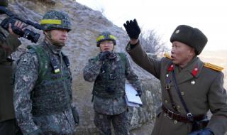 Севернокорейски посланик се укрива