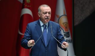Ердоган: Дайте пари или пускаме бежанците