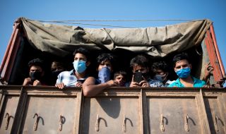 В Мексико задържаха камион пълен с мигранти