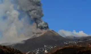 A cloud of volcanic ash rose above the Etna volcano 