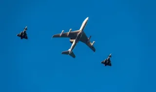 Полша не планира да разполага ядрени бойни глави на своя територия