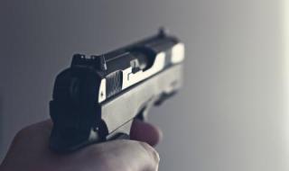 Мъж стреля по деца в Дупница
