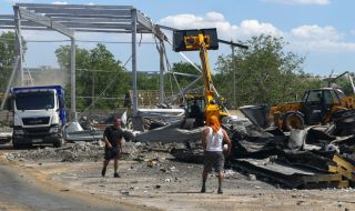 Взривиха склад за боеприпаси