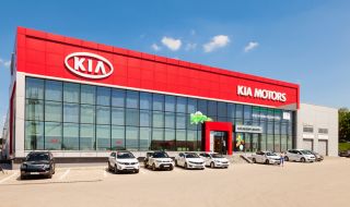 Kia спира продажбите на автомобили в Русия