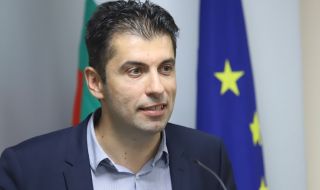 Петков смени още шест областни управители