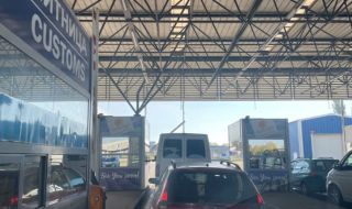 Събев ще посети ГКПП "Капитан Андреево" заради опашките