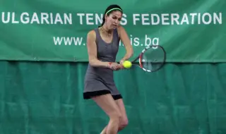 Изабелла Шиникова с класиране на полуфинал в Египет след победа над рускиня