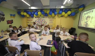 В Украйна откриха още 15 подземни училища и укрития
