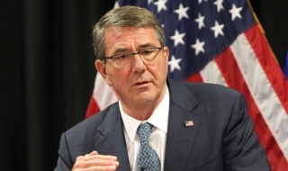 Картър: Силен и балансиран подход към Русия