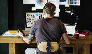 Работиш от вкъщи? Шефът вече те следи