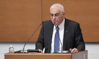 Служебният министър на електронното управление призова да се гласува на машини