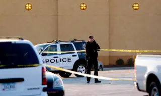 Трима полицаи ранени при престрелка в Небраска