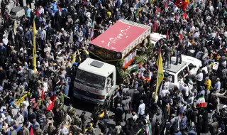 Иран погреба своите офицери от Дамаск и отново заяви, че ще се отмъсти на Израел