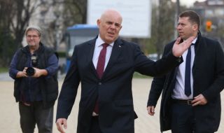 ВСС решава за искането за отстраняване на Гешев