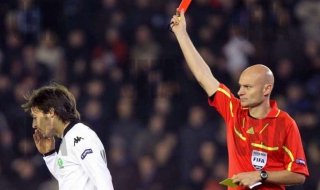 Жълт картон за съдията (видео)
