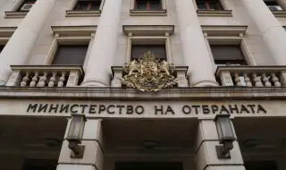 Обществени поръчки за осем милиарда евро отчита МО