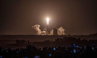 Голям успех в Космоса за Китай