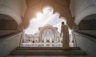 Започва свещеният мюсюлмански месец