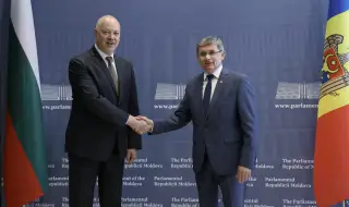 Желязков пред Игор Гросу България е готова да сподели своя опит от преговорния процес за ЕС