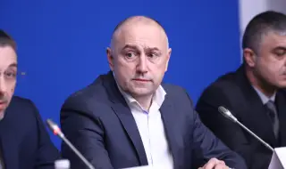 Каримански осъди Асен Василев за клевета, чака 5 хиляди лева обезщетение 