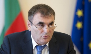 Никога не е било, Информационно обслужване с 2,5 млн. лв. загуба