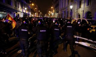 В Испания: 8 души на съд заради масовите безредици след ареста на рапъра Пабло Хасел