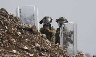 Двама палестинци са убити от израелски войници
