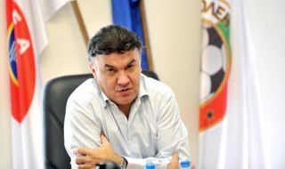 Борислав Михайлов е на разпит в Антикорупционната комисия