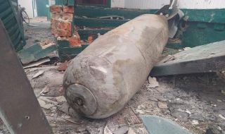 Русия използва бомби за военно-промишлени обекти срещу жилищни райони в Чернигов