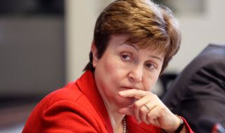 МВФ: Земетресенията дадоха значително отражение върху турската икономика