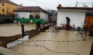 Наводнения в Косово