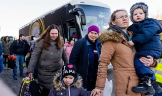 Some Ukrainians who fled to the US are returning to Europe 