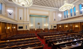 НС обсъжда актуализацията на бюджета на извънредно заседание във вторник