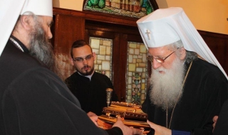 Излагат за първи път мощи на преп. Серафим Саровски