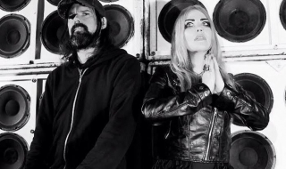 Американски дуум метълисти идват в София