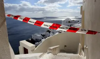 7,700 earthquakes rocked the Greek island of Santorini, Israel prepares for a tsunami 