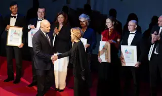 Радев: Бизнесът постига успехи, когато демокрацията не се изражда в олигархия