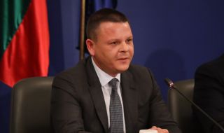 Алексиев: Проблемът на БДЖ - липса на персонал, ниски заплати и стара техника
