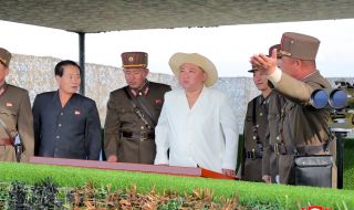 Северна Корея намекна за "по-ожесточени" военни мерки срещу САЩ и съюзниците им